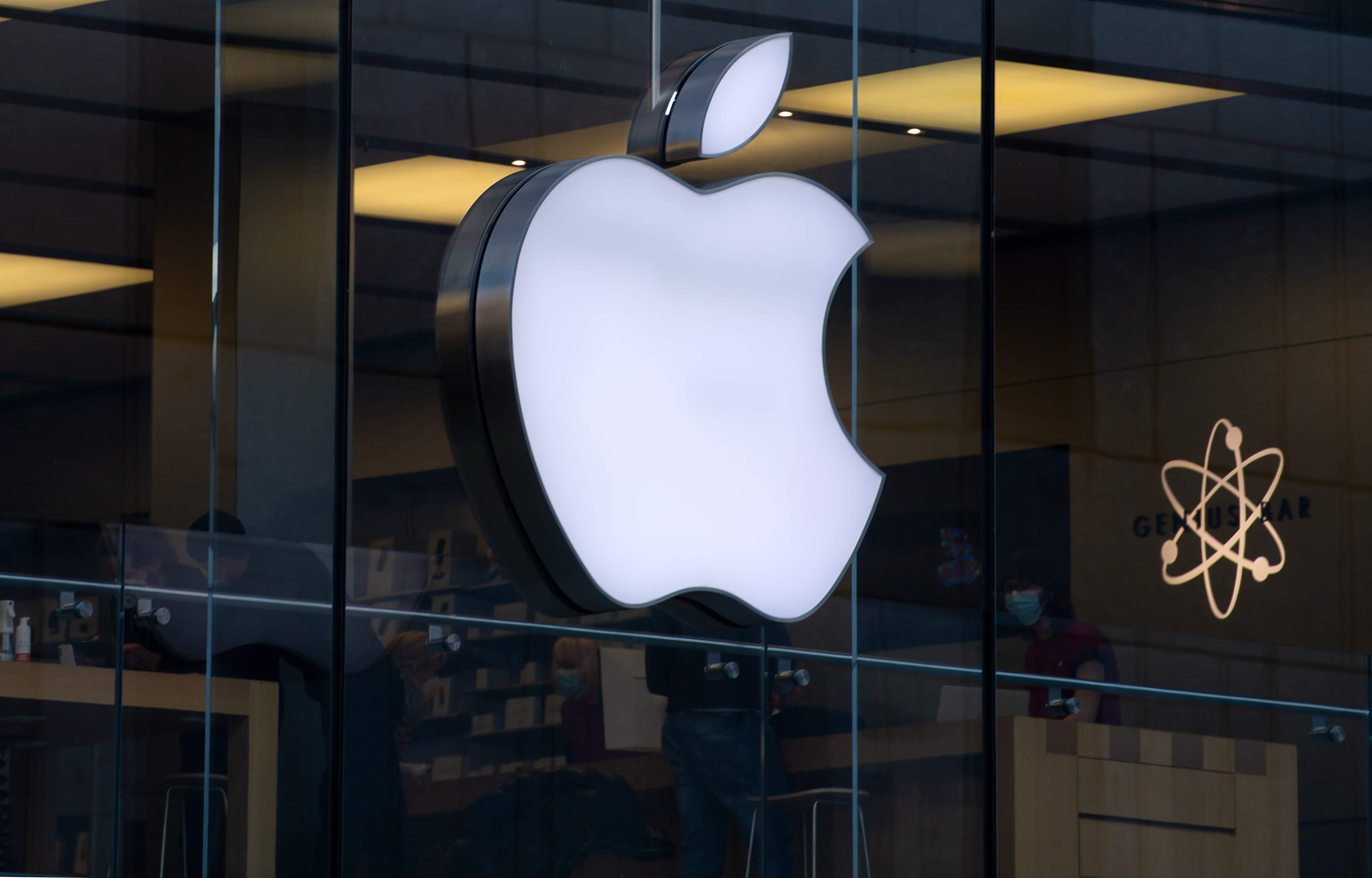 Apple destrona Nvidia com la cotitzada més gran del món
