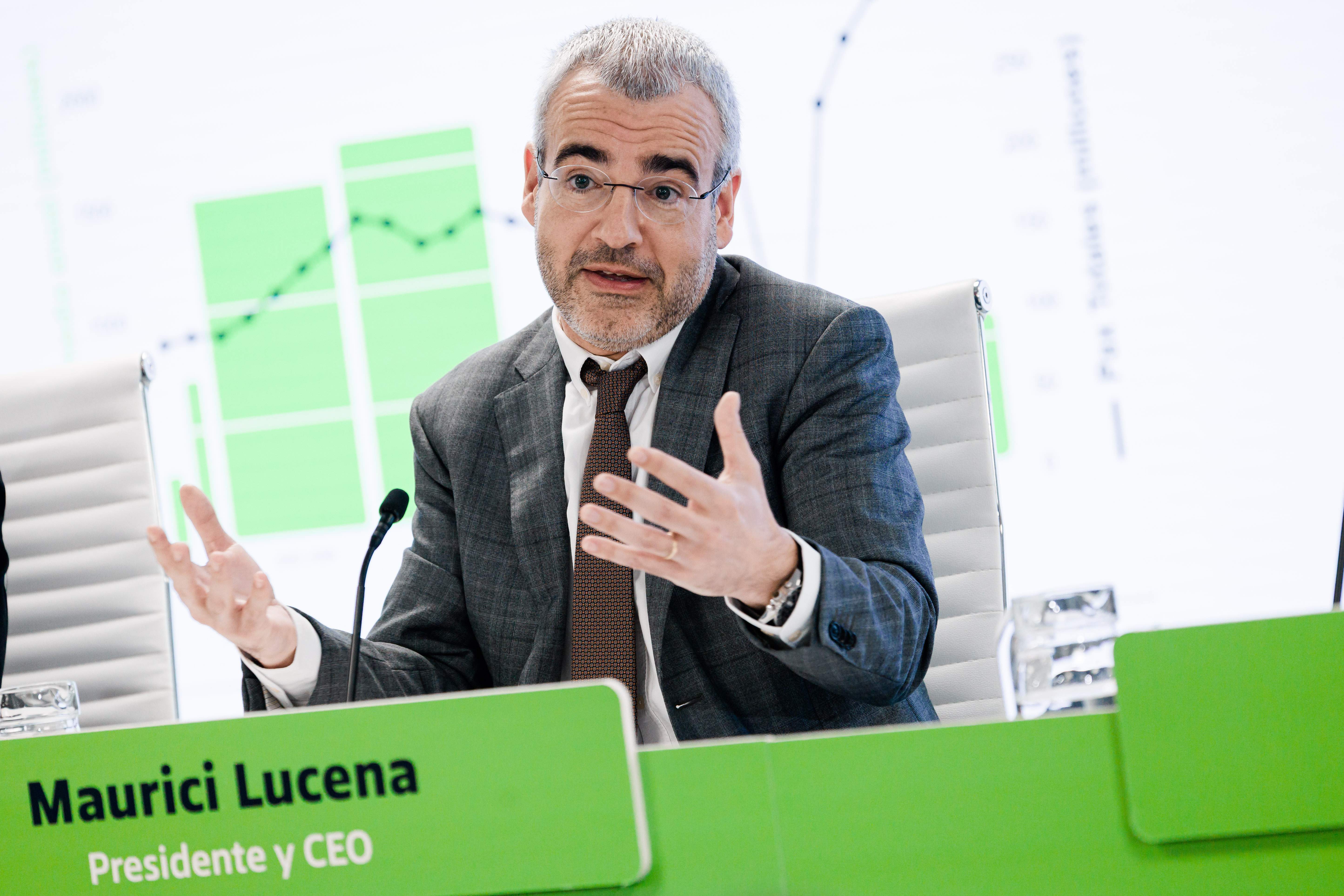 Aena guanya 1.002 milions fins al juny, un 12% més, i millora les previsions de trànsit