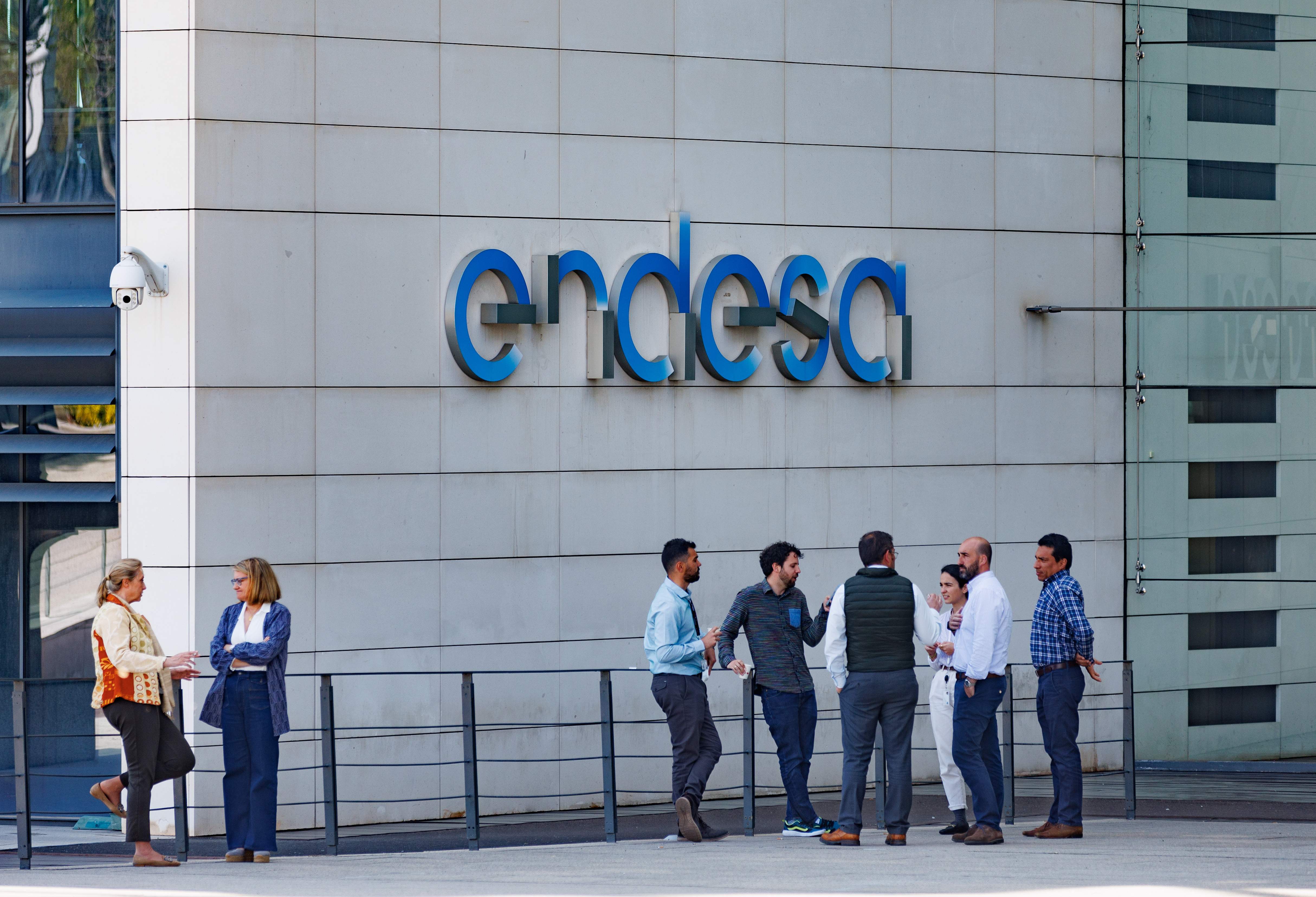 Endesa incrementa un 41% el benefici semestral fins als 1.470 milions d'euros