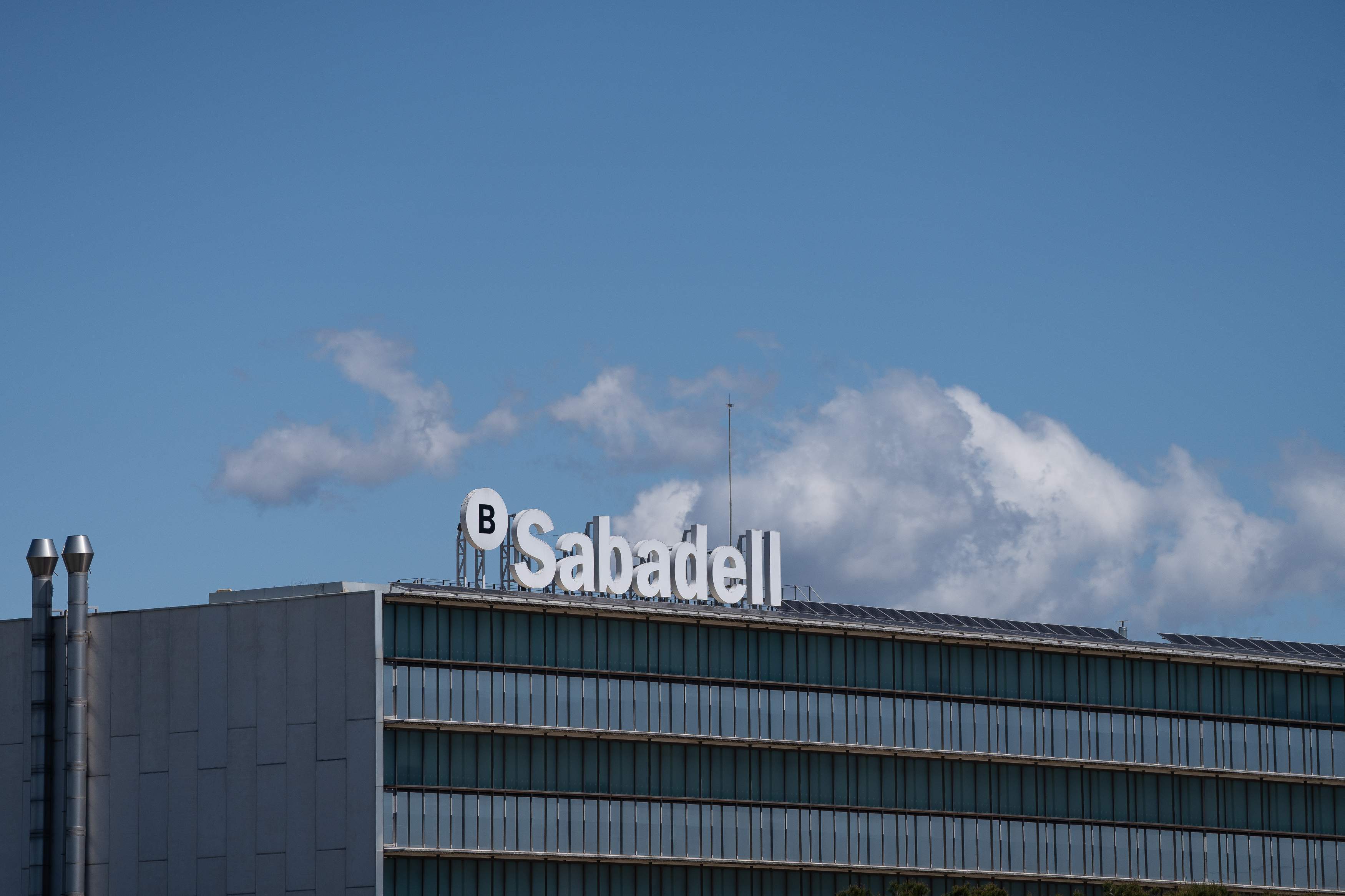 El Banc Sabadell es desprèn del seu 20% de Cerberus per 115 milions d'euros