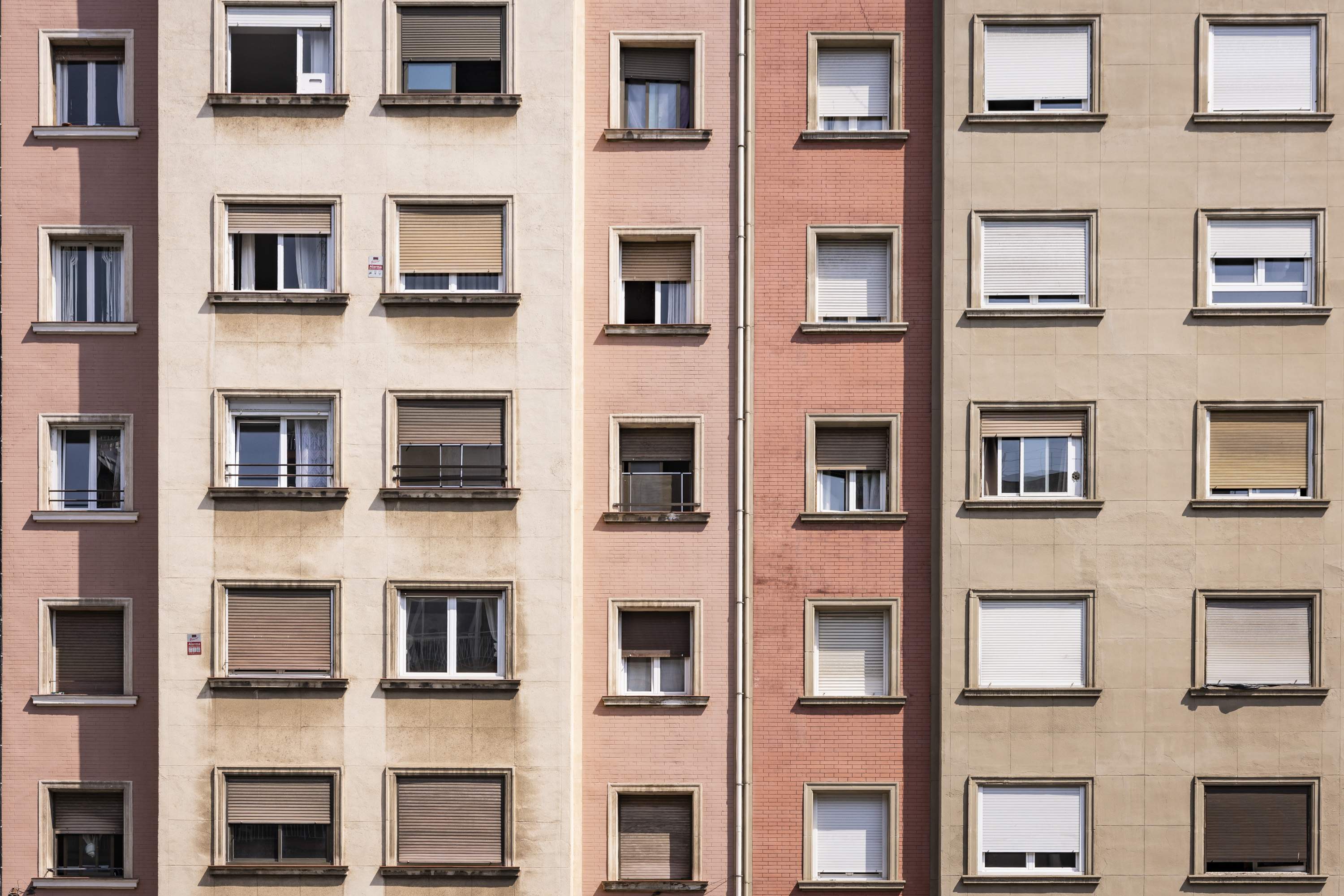 recursos onada calor, habitatge, lloguer, venda, glovo, obres, la rambla, terrasses, bars, fumar04