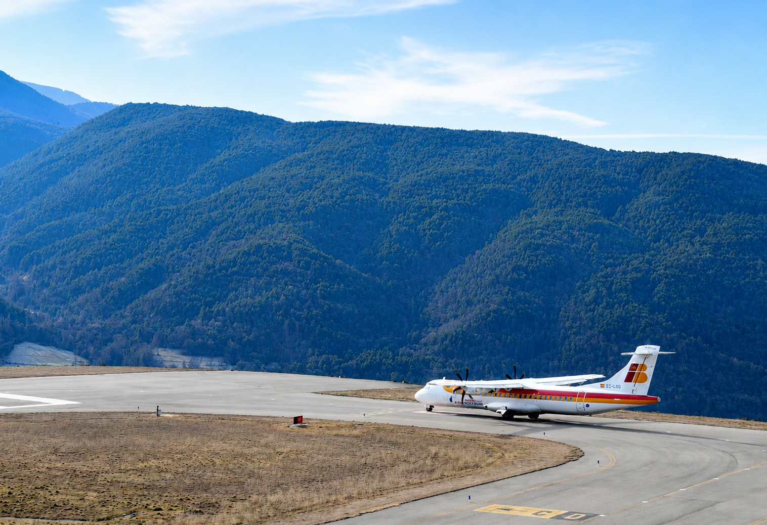 El aeropuerto de la Seu d'Urgell alcanza el mejor julio con 1.063 movimientos