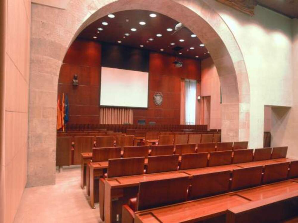 sala de plens cambra de comerc 63 600x450