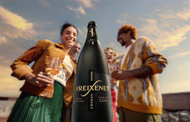 El grup Henkell Freixenet presenta nou lema global Making life sparkle, Freixenet Cordon Negro