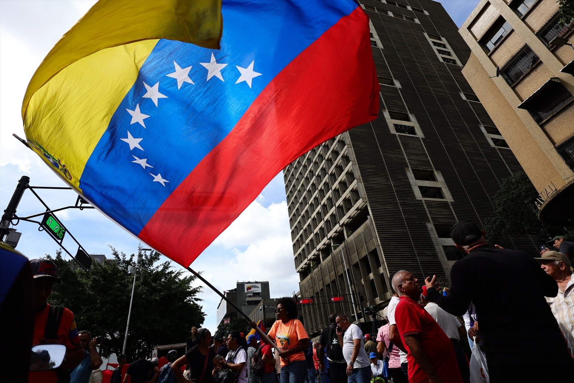 europapress 7195364 03 january 2026 venezuela caracas supporters of venezuelan president maduro