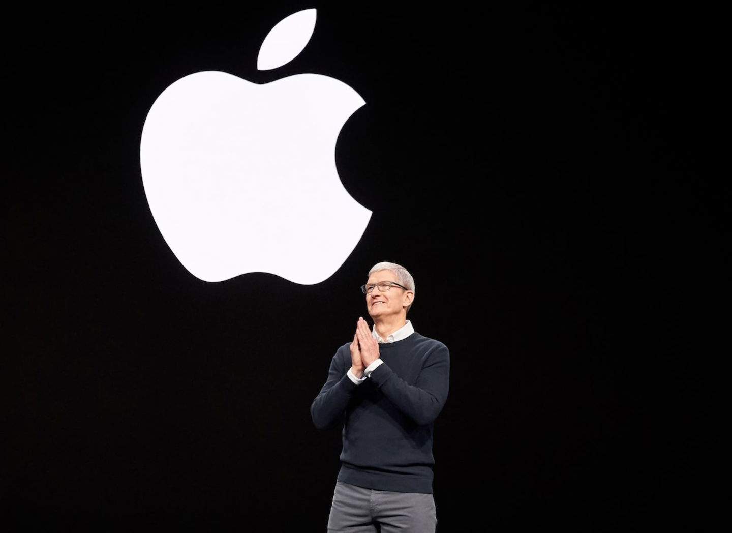 tim cook en un evento de apple