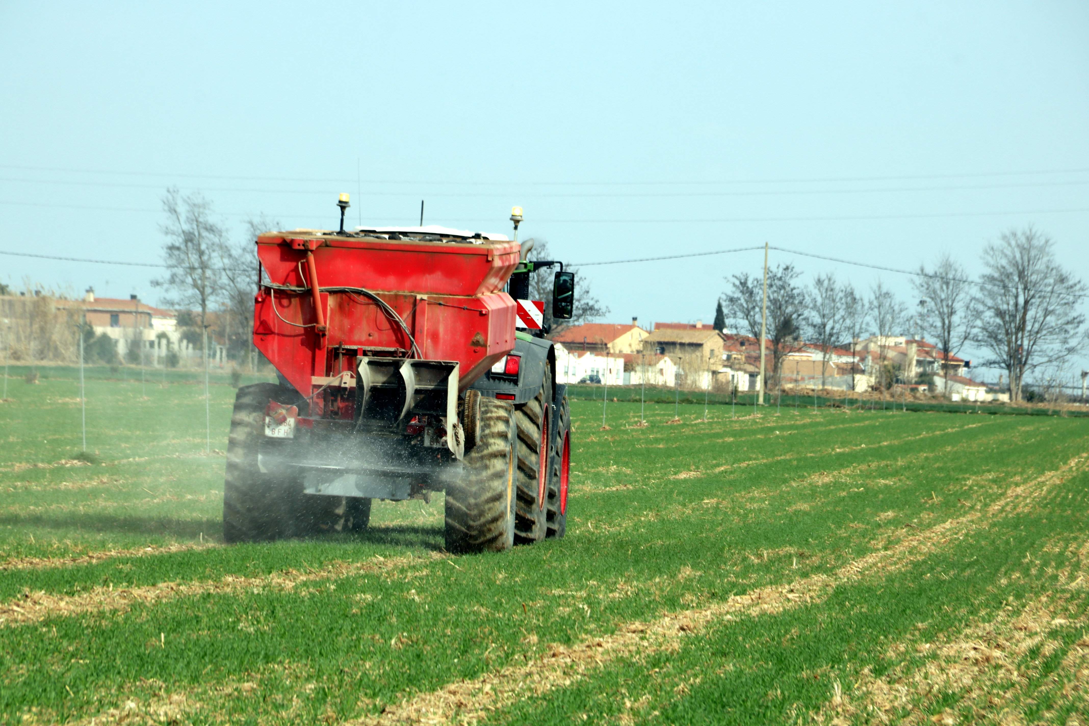 Els agricultors catalans reben 27,3 milions en ajudes per comprar fertilitzants