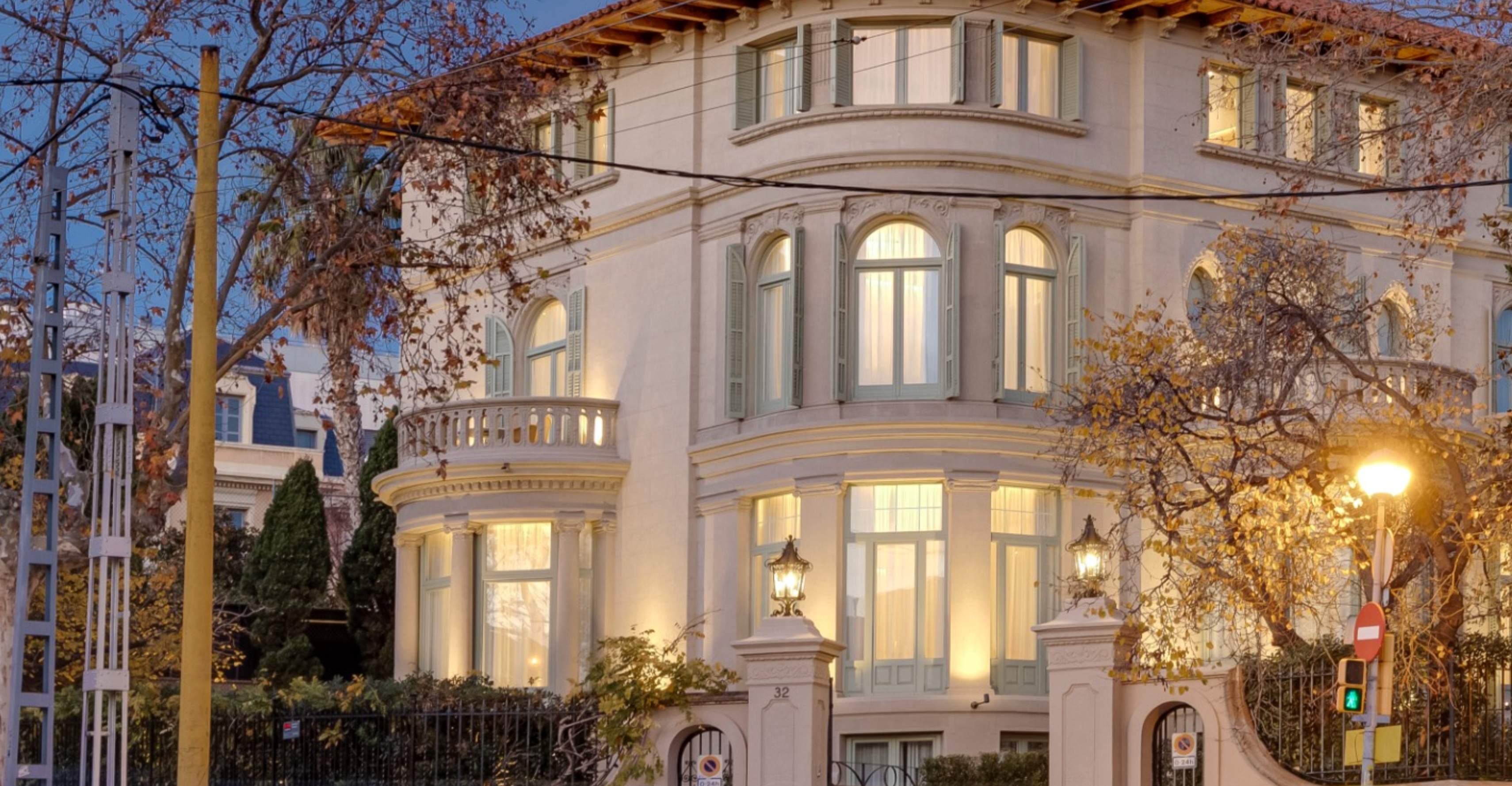 Hereves de les famílies Grifols i Ferrer Sistach s’alien en una empresa hotelera