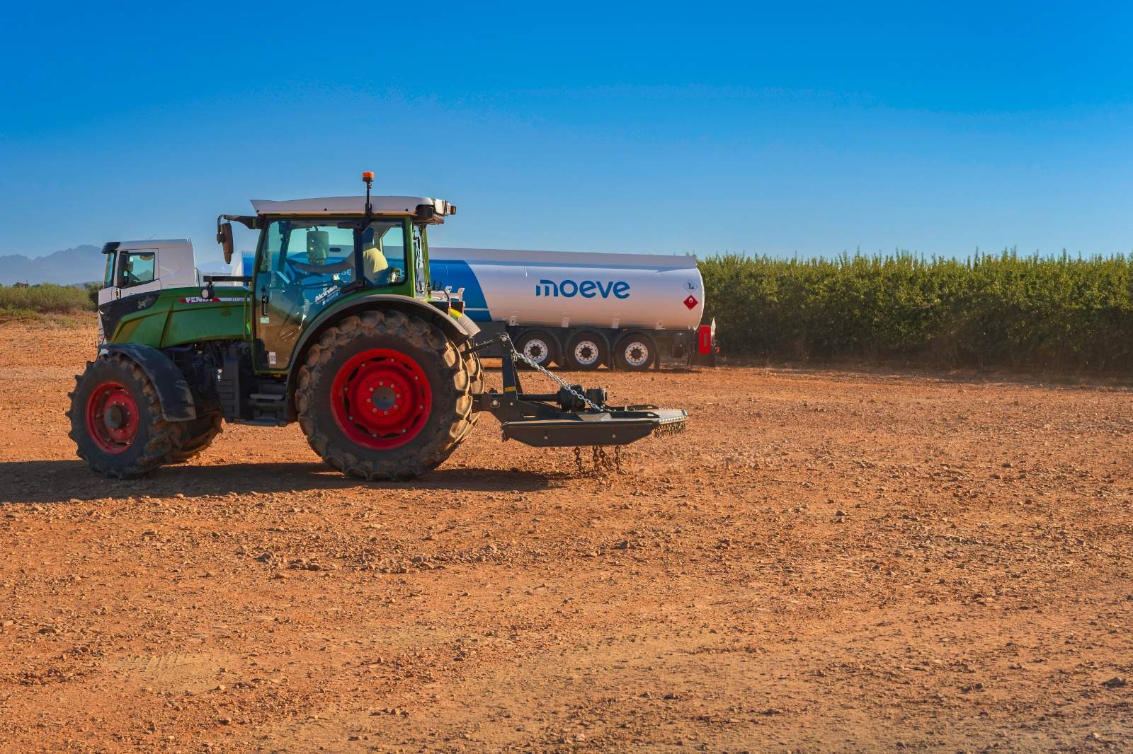 Moeve prova amb ISFA dièsel 100% renovable en maquinària agrícola