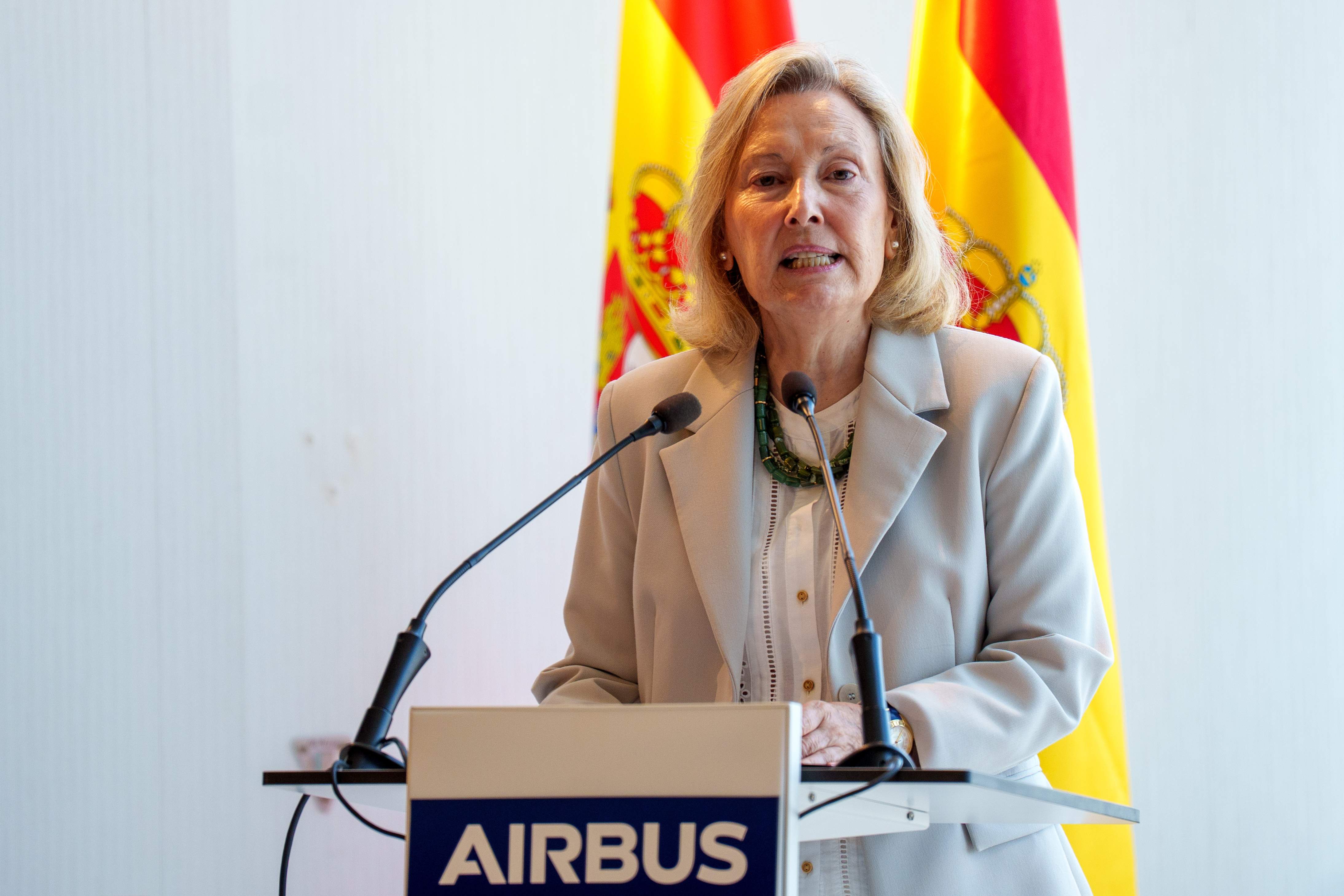 EuropaPress 7619069 secretaria estado defensa maria amparo valcarce interviene acto entrega