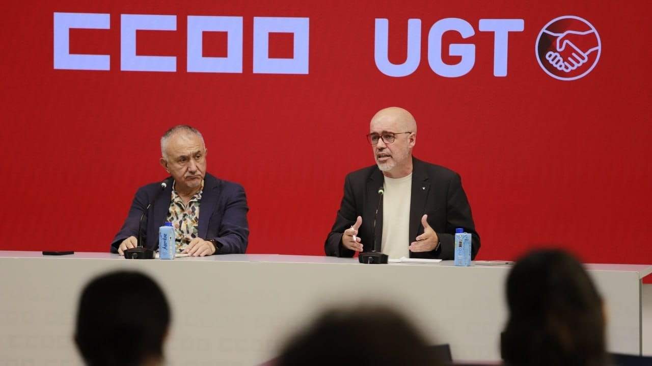 CCOO y UGT anuncian una huelga general de 24 horas en otoño por la vivienda y salarios