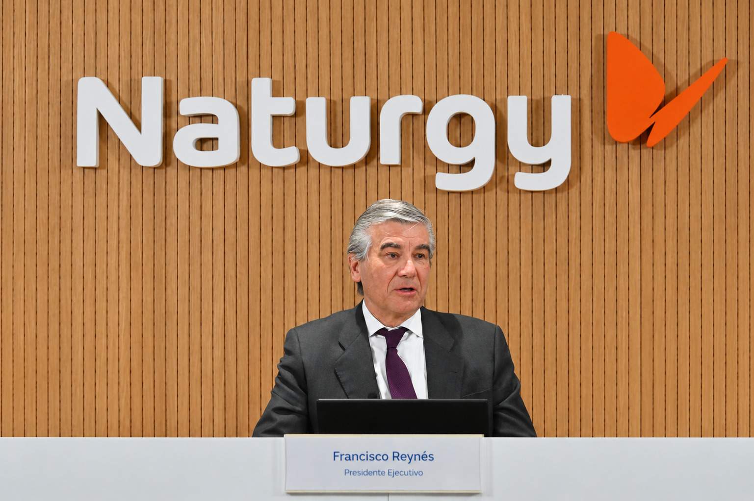 Naturgy millora previsions i es planteja compres després d’incrementar beneficis un 5%