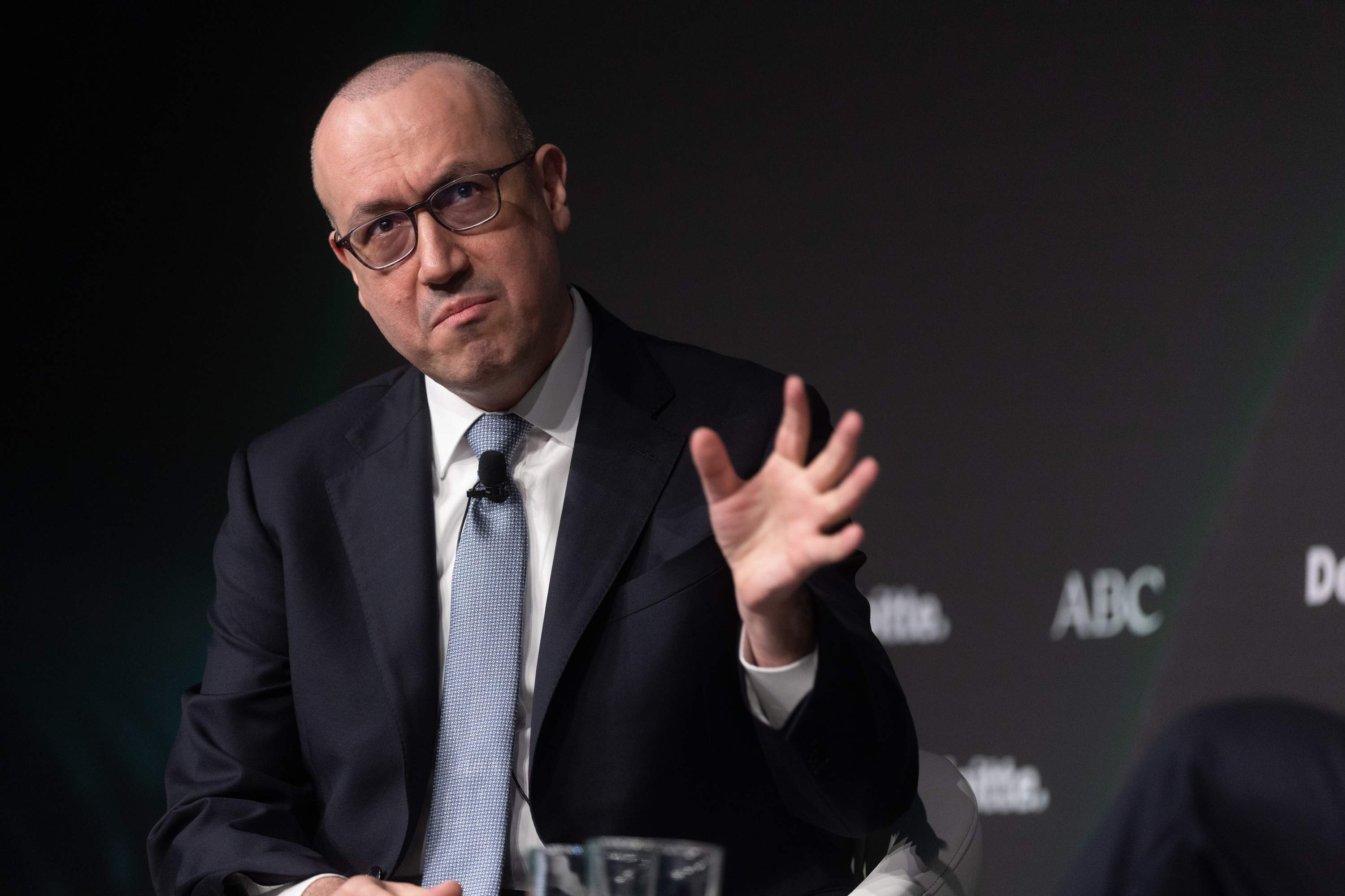 BBVA, Sabadell i Santander es conjuren contra els neobancs: "No poden oferir-ho tot"