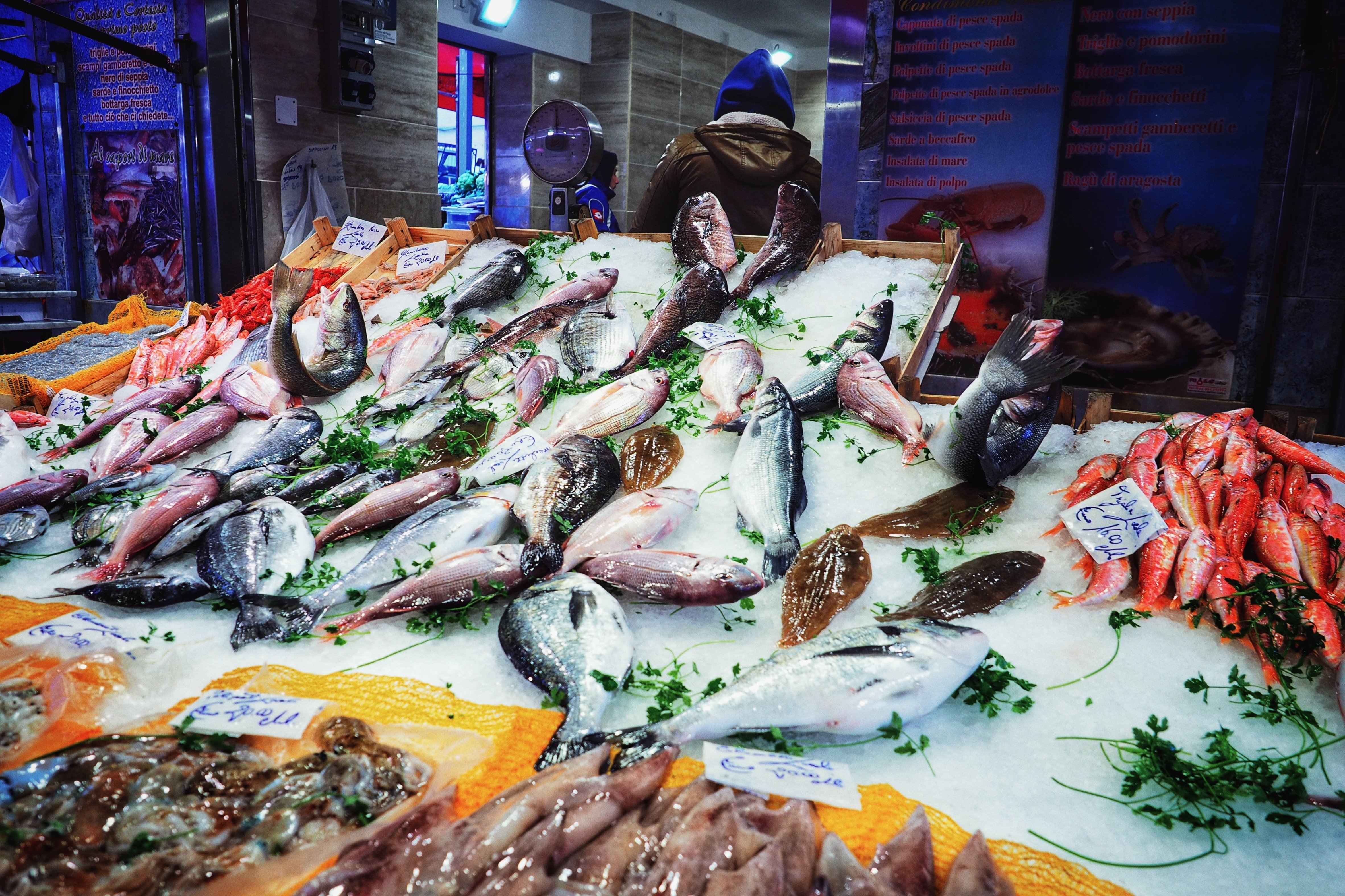 Catalunya pierde el 24% de las pescaderías en seis años