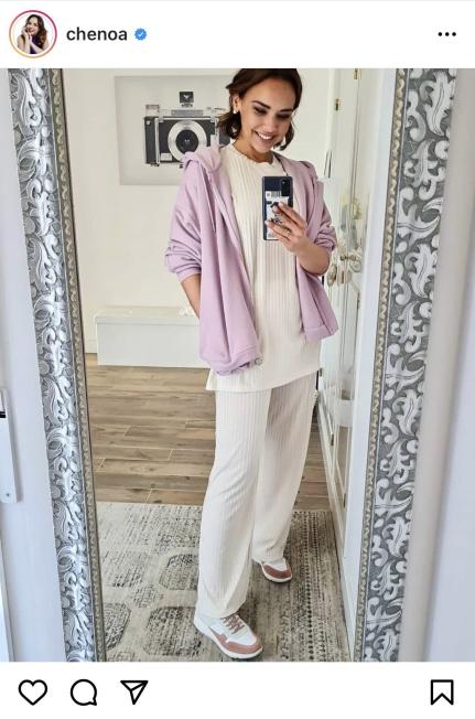 Chenoa actualitza la seva habitual foto davant del mirall (Instagram)