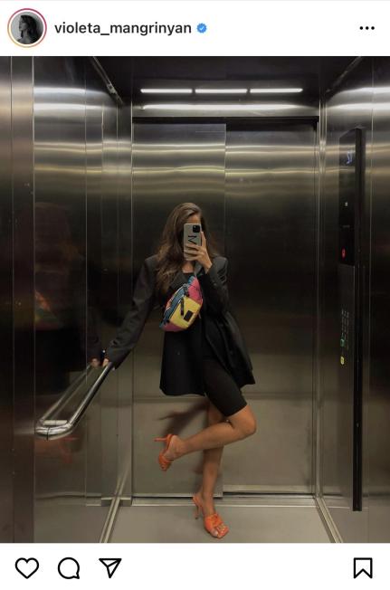 Violeta Magriñán presumeix de sabates de taló taronges (Instagram)