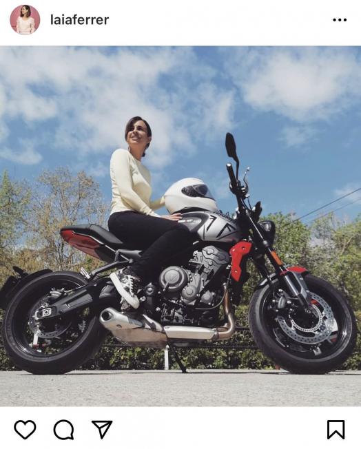 Laia Ferrer saca su lado más motero con esta imagen (Instagram)