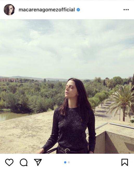 Macarena Gómez cuelga una foto desde un lugar|sitio emblemático de Còrdoba (Instagram)