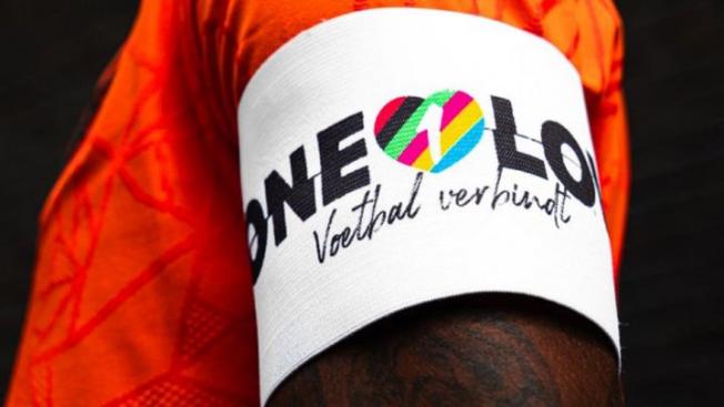 Wijnaldum, capitán de los Países Bajos, anuncia que portará un brazalete reivindicativo