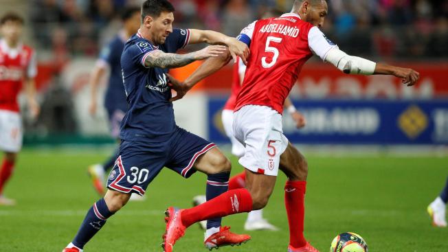 Leo Messi jugando con el PSG Leo Messi jugando con el PSG