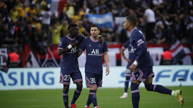 Leo Messi, Idrissa Gueye y Kylian Mbappé Leo Messi, Idrissa Gueye y Kylian Mbappé