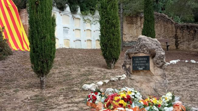 Des del cementiri vell d'Albinyana, al Baix Penedès