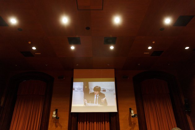 Puigdemont Comissió 155 3 Sergi Alcàzar Puigdemont Comissió 155 3 Sergi Alcàzar