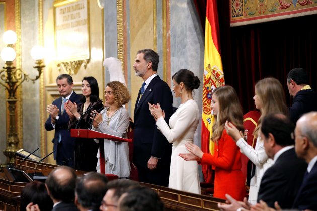 leticia aplaudeix felip congreso EFE