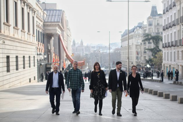 Independentistas contra rey Europa Press