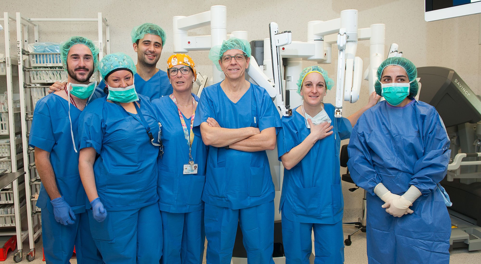 El Hospital de Bellvitge hace el primer trasplante renal con cirugía robótica