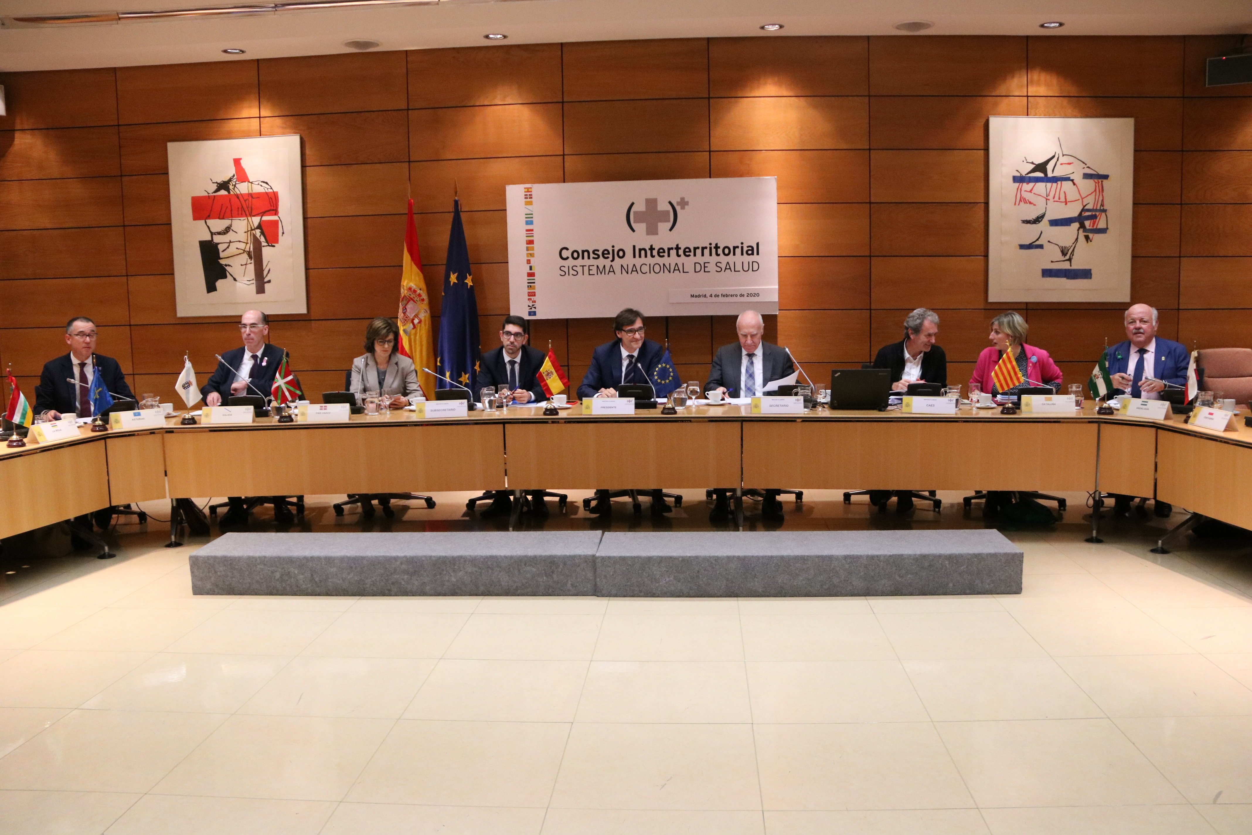 Vergés evita salir en la foto con Illa y los consejeros de Salud autonómicos