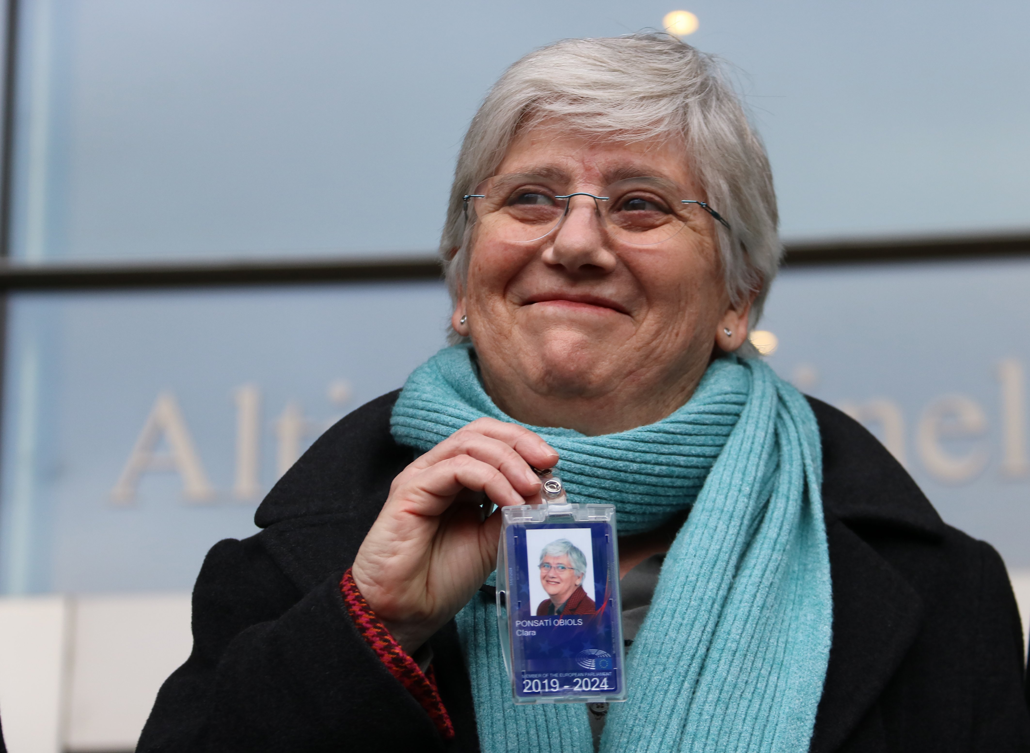 Catalan MEP Clara Ponsatí stands up for minority languages in first Brussels speech
