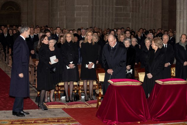 joan carles funeral 1 EP