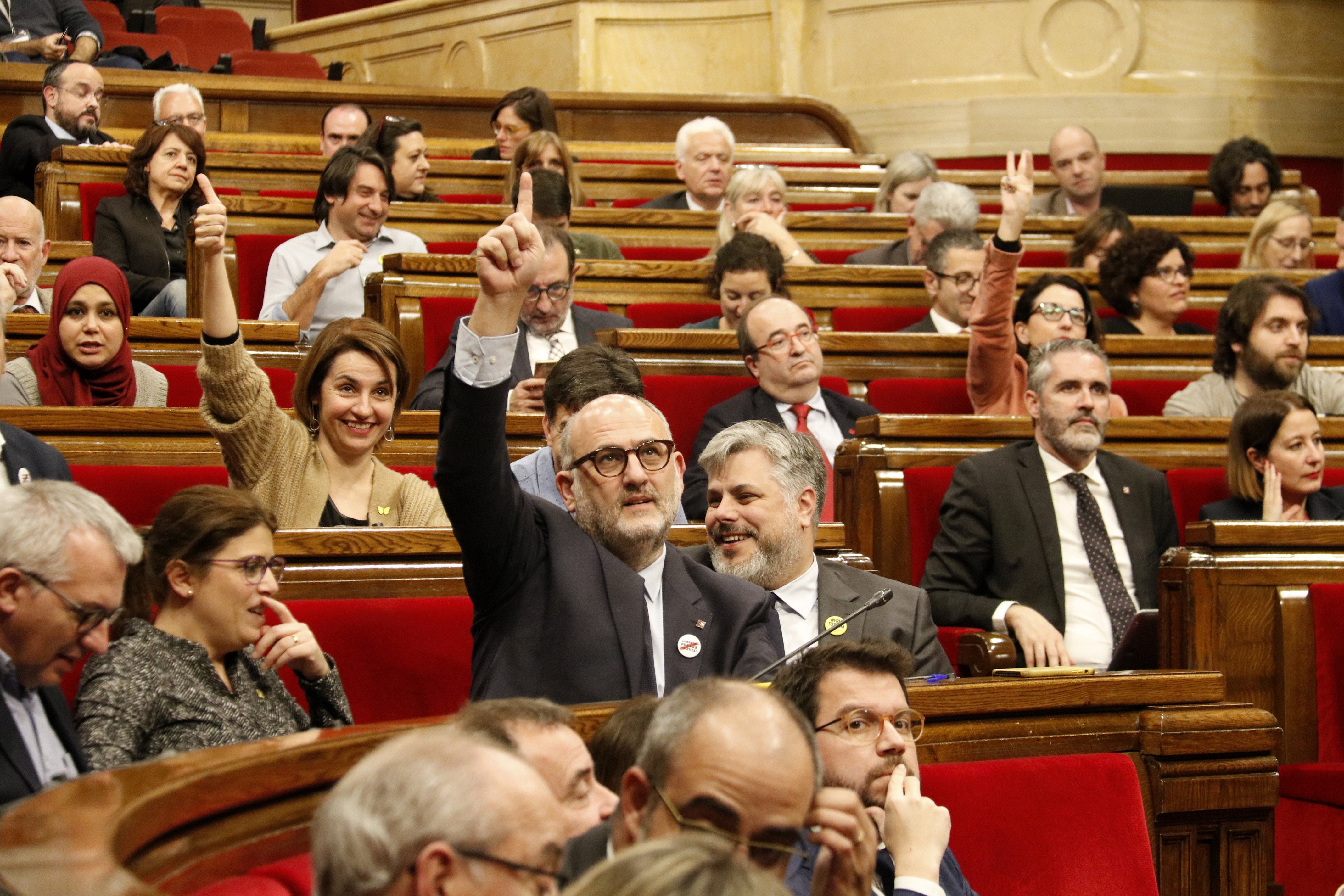 Aprovat finalment el pressupost del Parlament amb els vots de JxCat, ERC i PSC