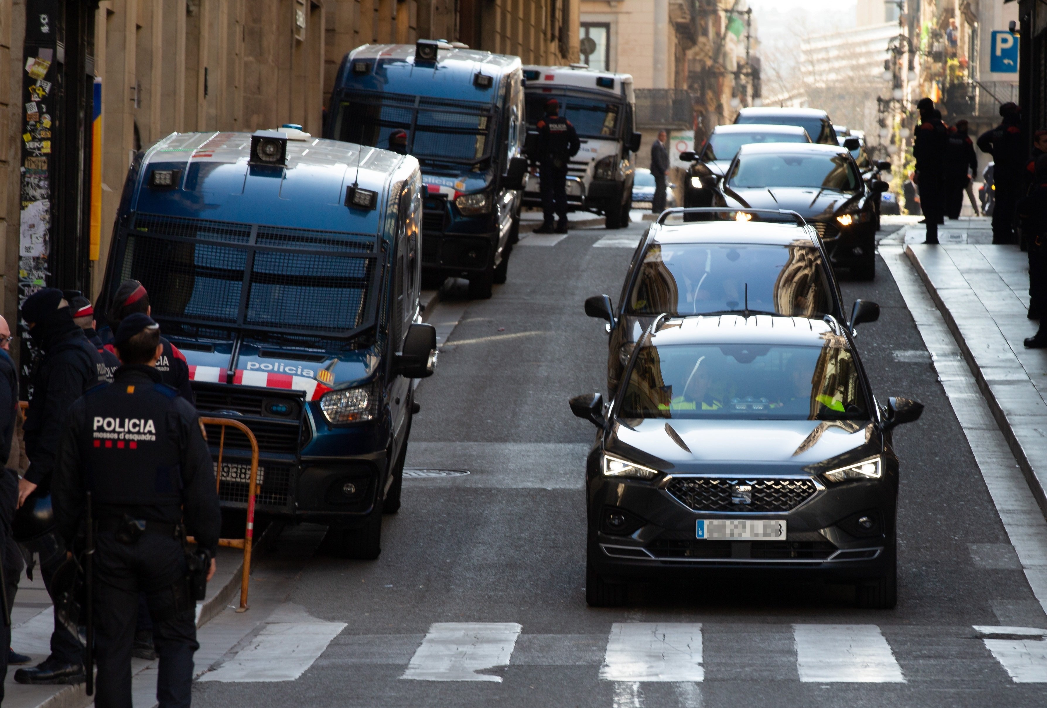 Sánchez, altre cop amb un escorta amb subfusell a Barcelona