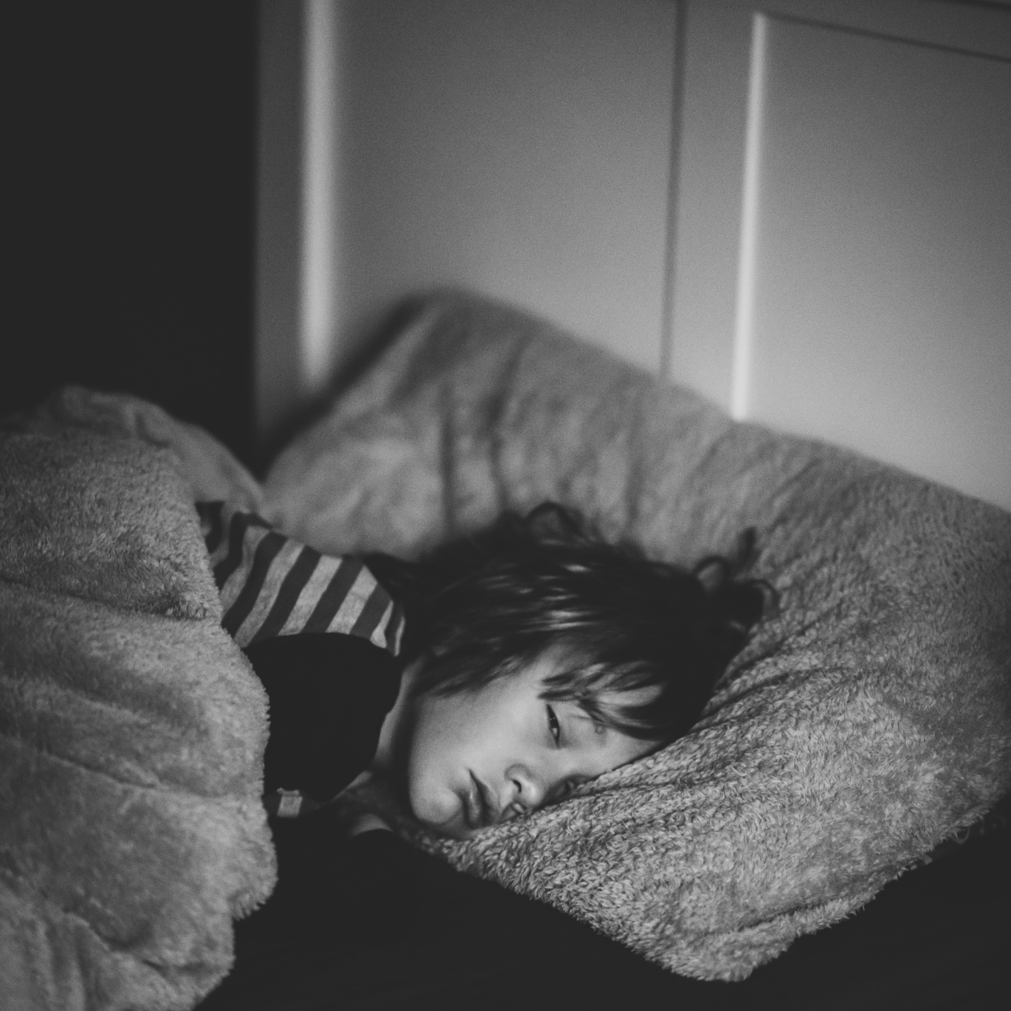 Aquestes són les conseqüències de la falta de son en els nens