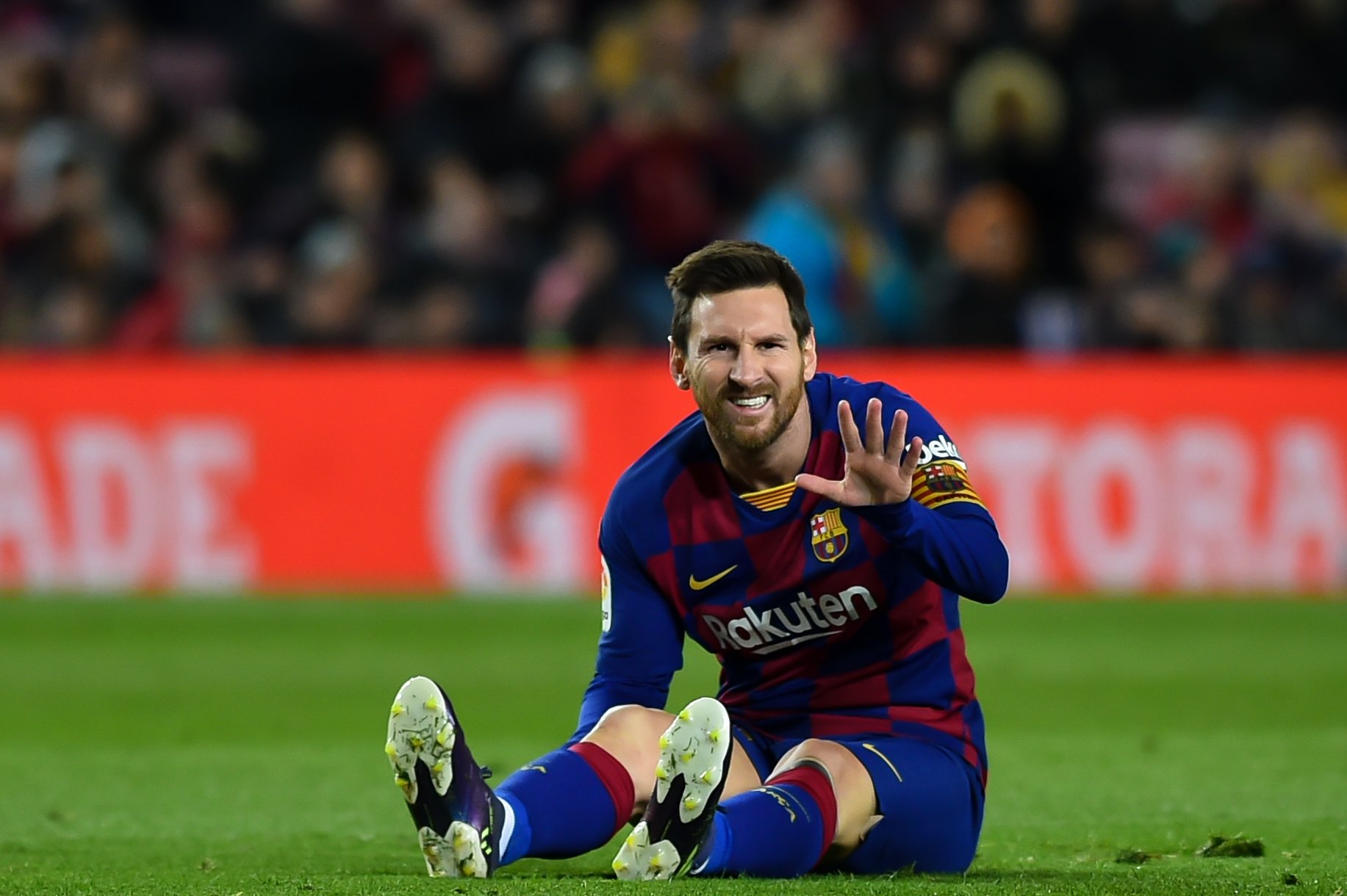 Las molestias de Messi preocupan a los culés