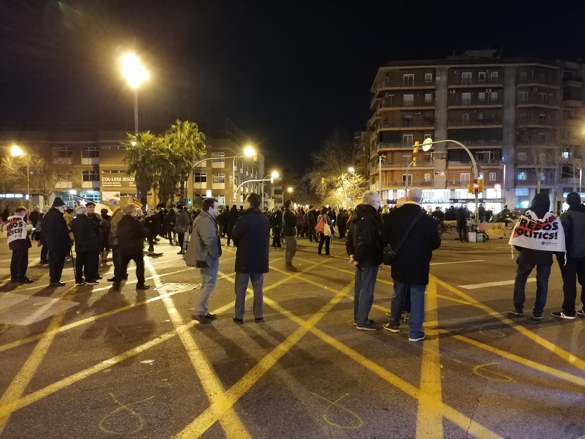 Cortan la avenida Meridiana por 127ª noche consecutiva