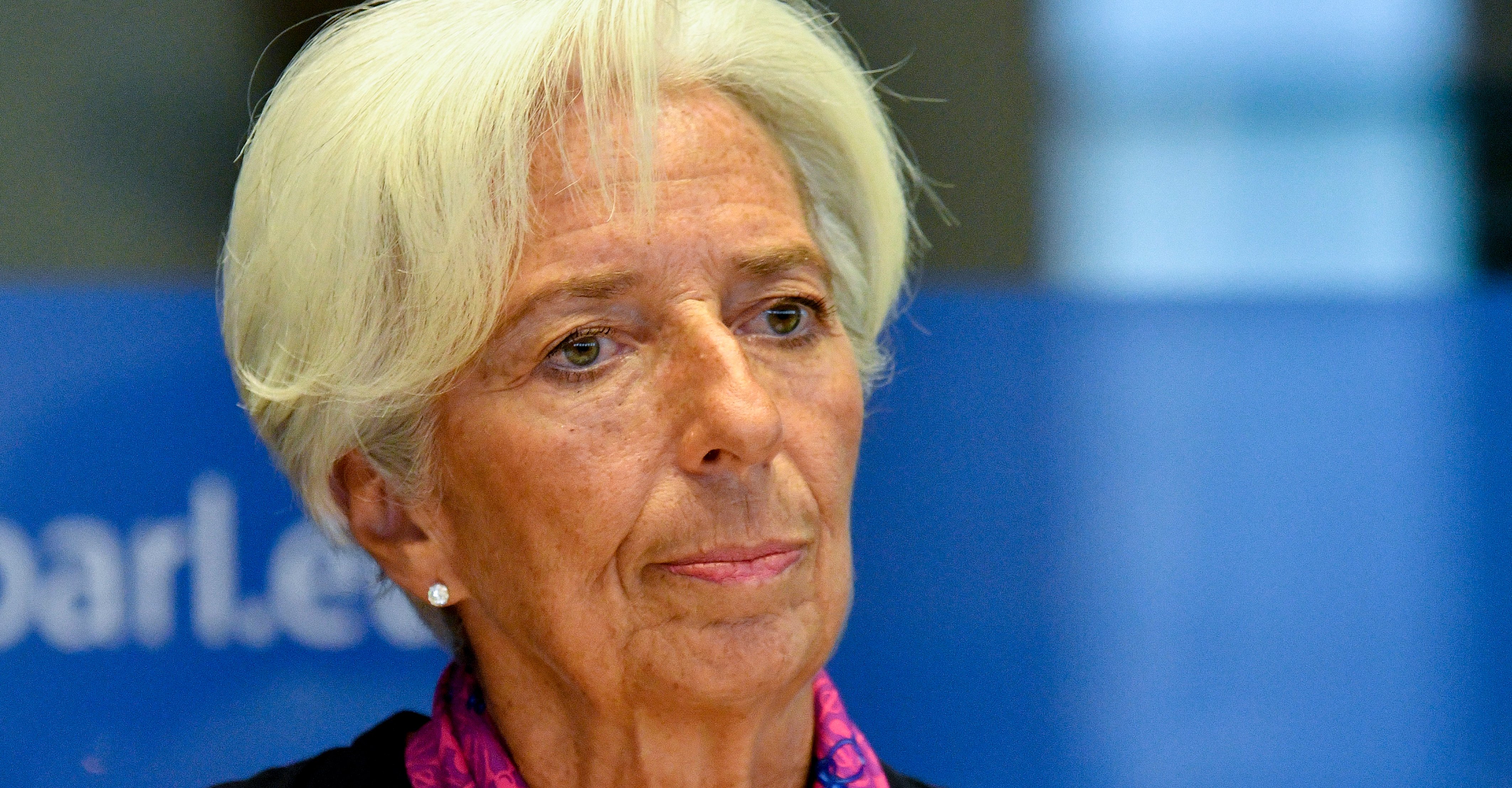 Lagarde advierte del riesgo que el coronavirus cause una crisis como la de 2008