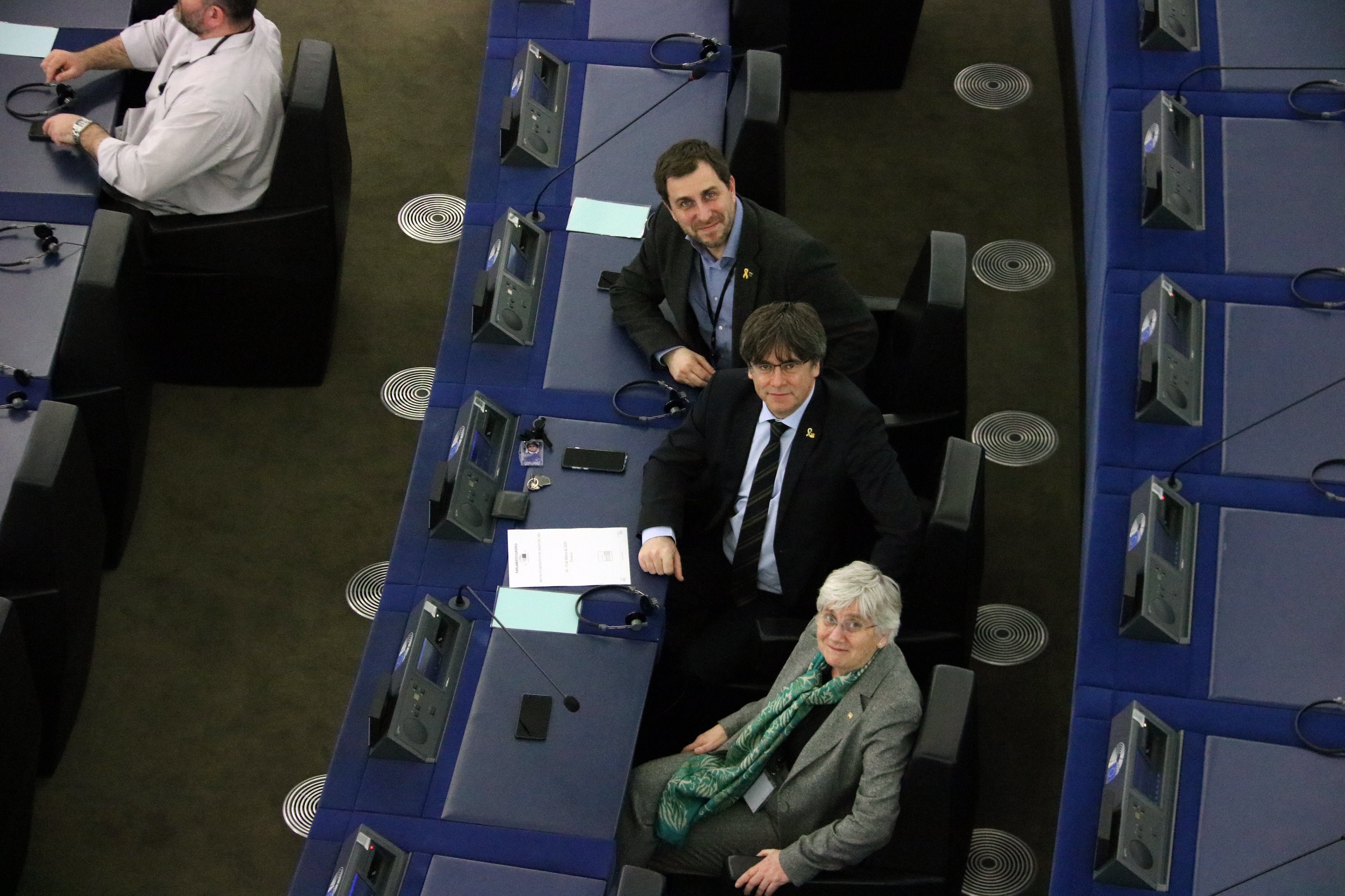 Puigdemont pone en marcha en Luxemburgo la batalla contra el Supremo