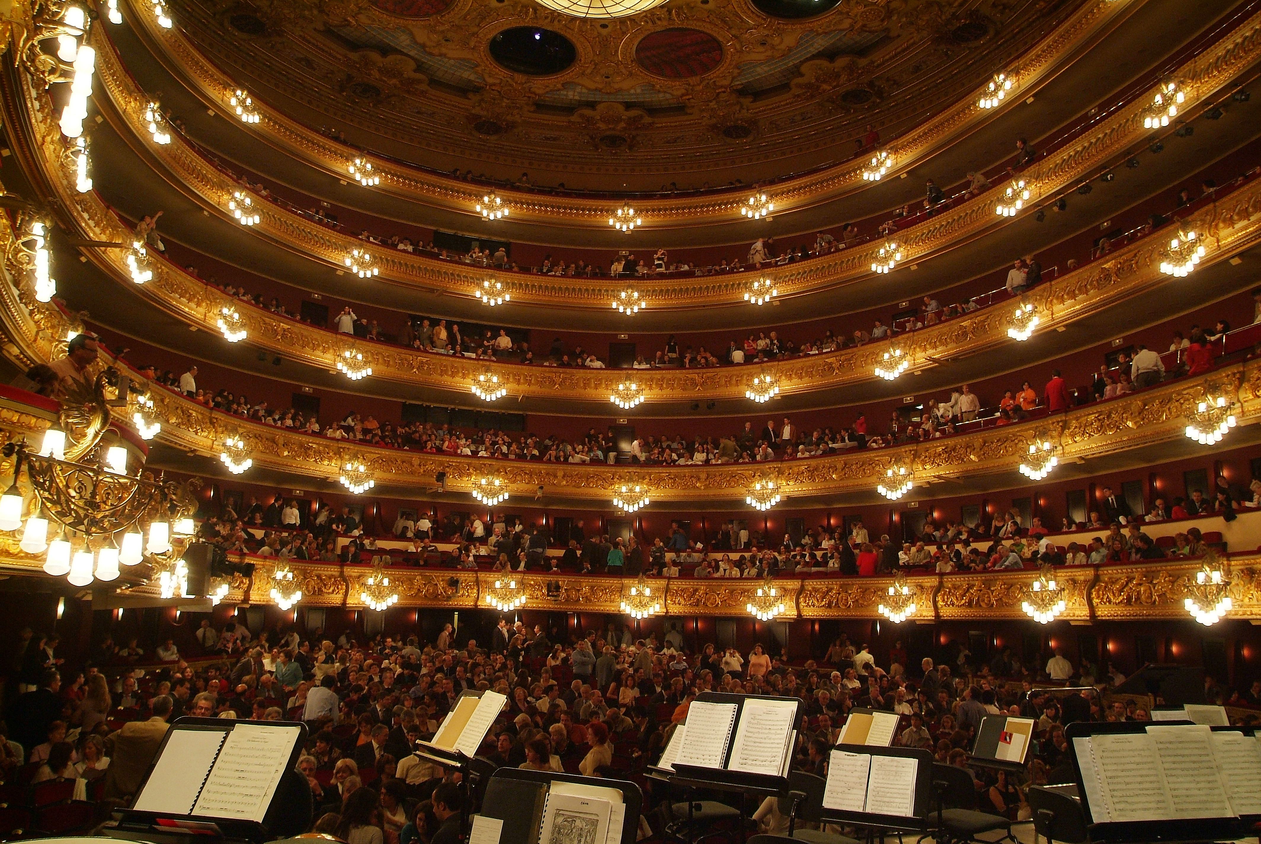 El Liceo cancela el recital dirigido por Jordi Savall por|para varios casos de Covid-19