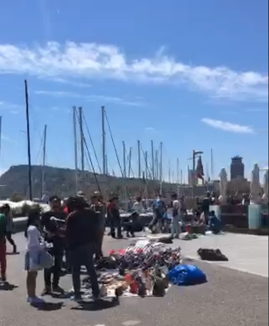 Albiol hace un Periscope para criticar a los manteros