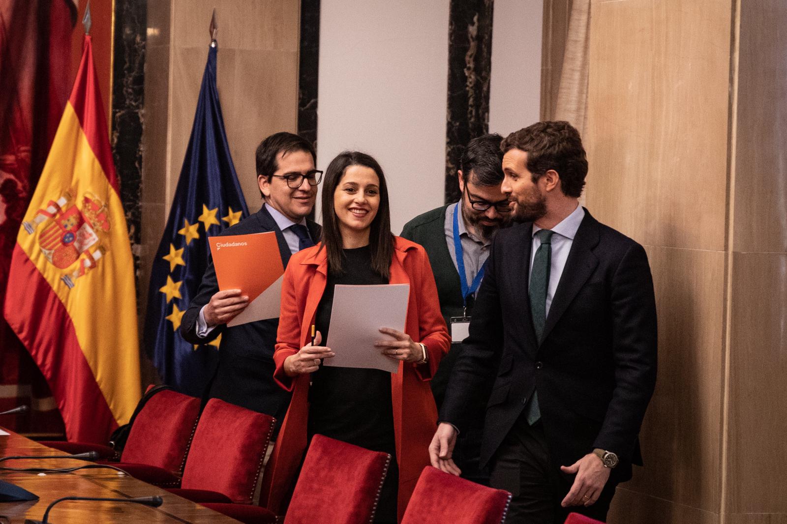 Casado y Arrimadas se reunirán mañana tras el acercamiento de Cs a Sánchez