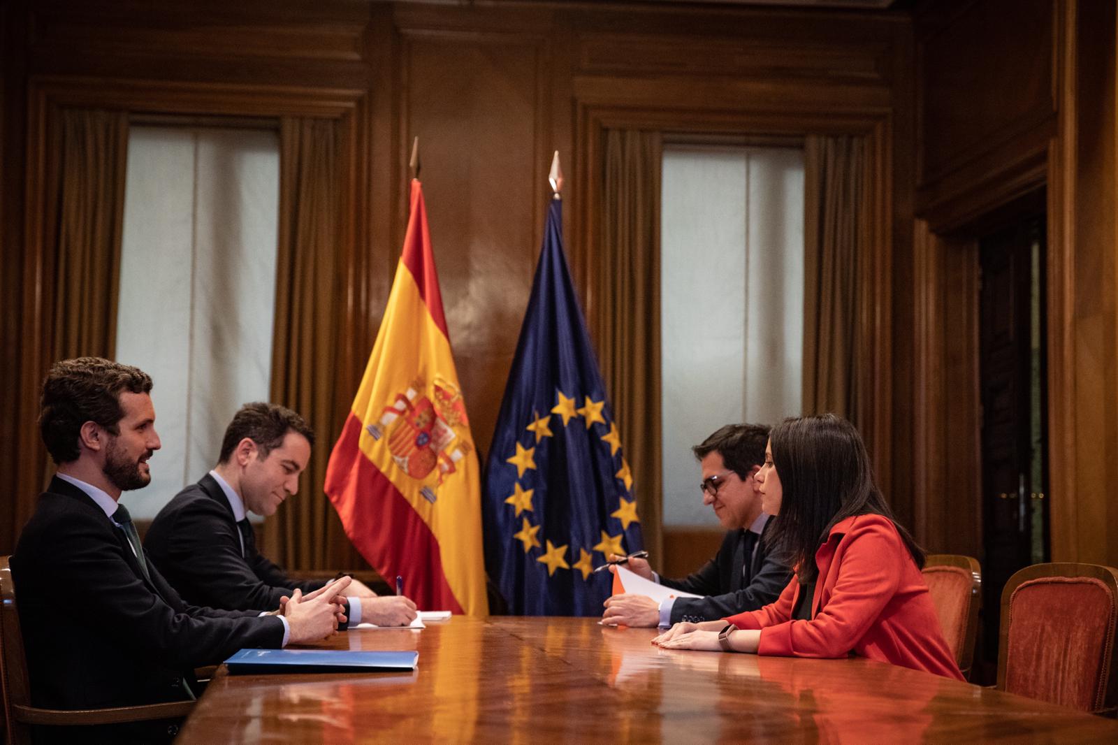 Pablo Casado Inés Arrimadas - Cs