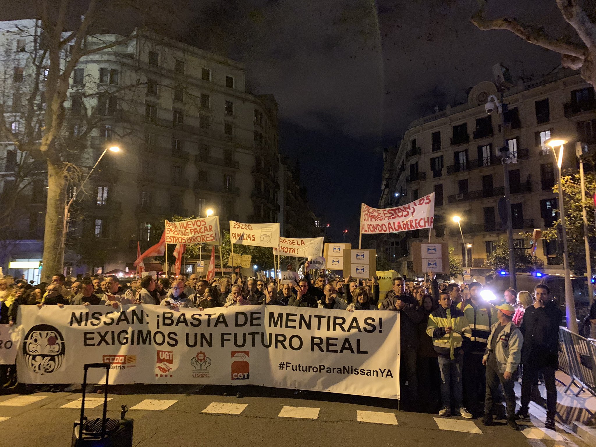 Los empleados de Nissan inician la huelga indefinida exigiendo un plan de futuro