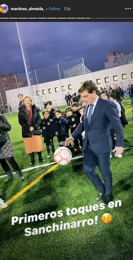 José Luis Martínez Almeida inauguració camp futbol Instagram