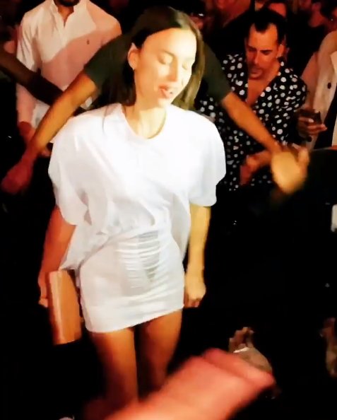 Irina Shayk twerking @irinashayk