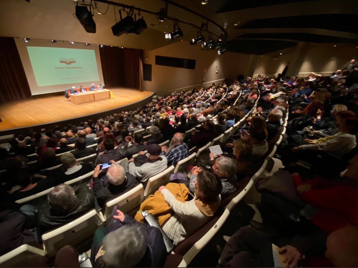 Debate Constituyente Terrassa @debatconstituent