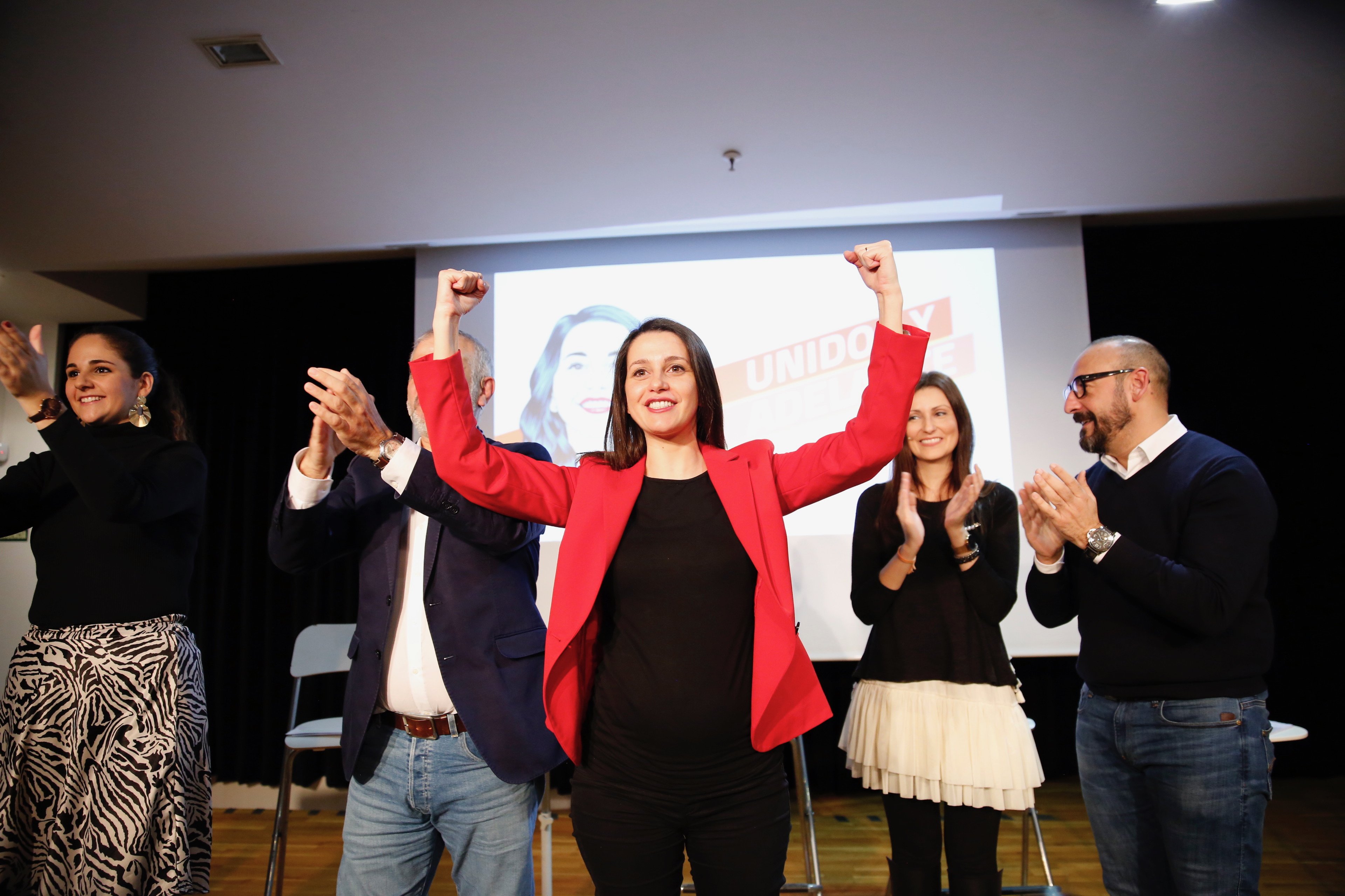 Arrimadas gana las primarias de Ciudadanos y derrota a su rival Igea