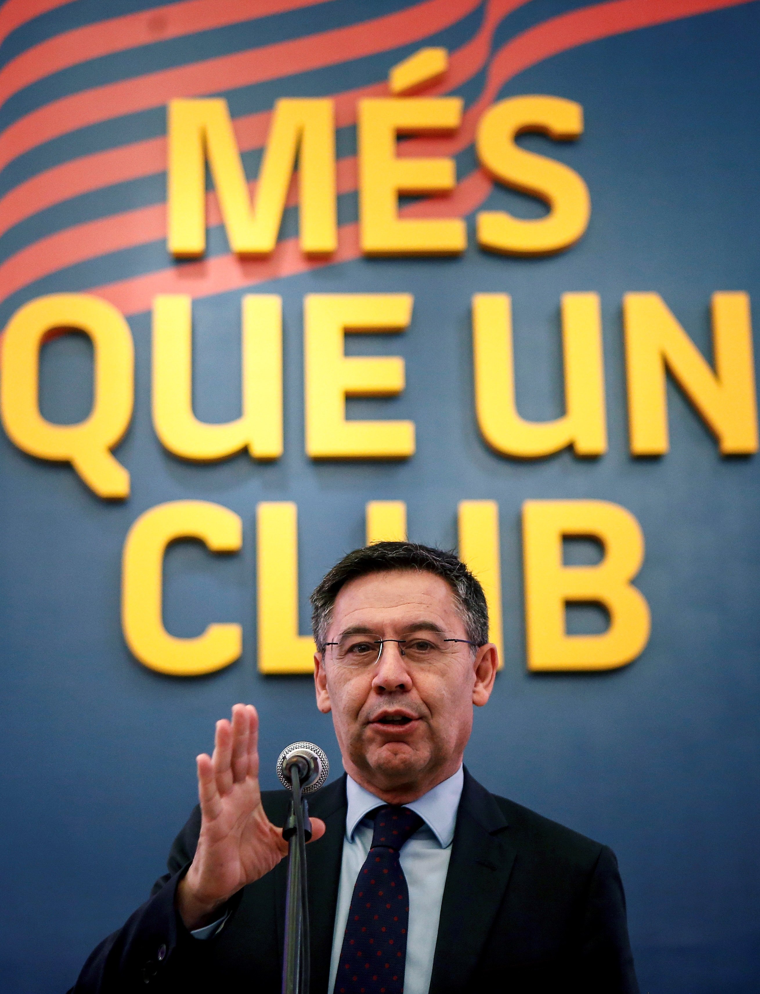 Bartomeu treu importància a les mocadorades i diu que els comicis seran el 2021